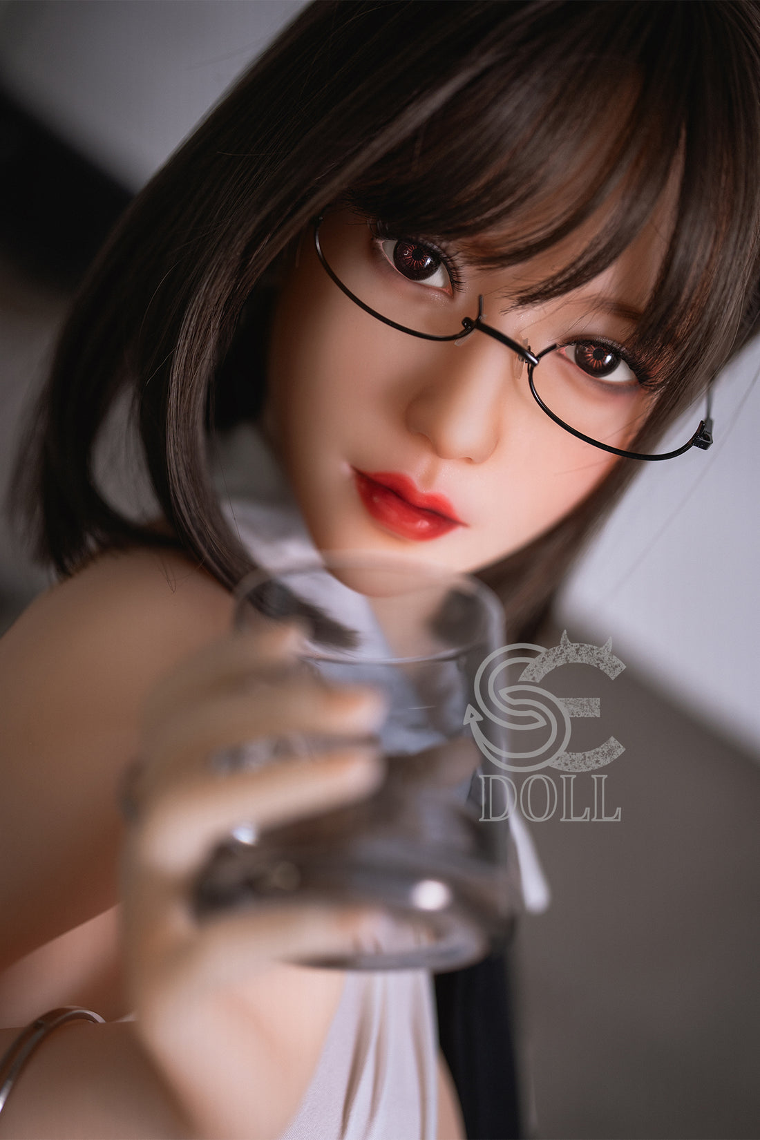 Banishing Unwanted Odors: Tips for Refreshing Your Doll's Mouth After Kissing