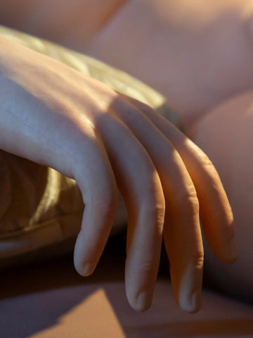 F7704-185cm/6ft1-41kg Silicone Realistic Big Dick Male Sex Doll Leo with 8.27in penis&Implanted Hair | Qita doll（副本）