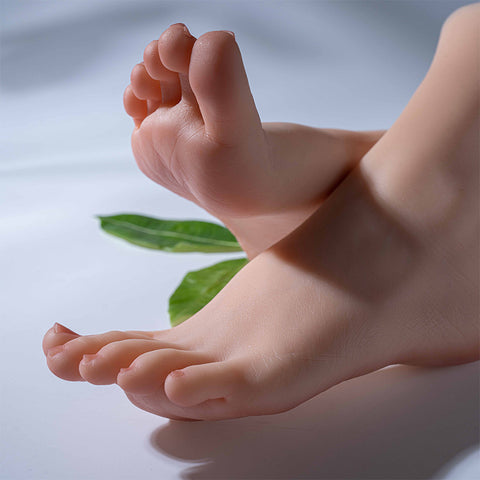V334 - 1:1 Lifelike Silicone Real Foot Fetish Toy