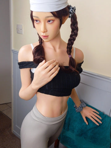 F2373—168cm/5ft5 36.2kg C Cup Kira Sport Gril Black Hair Silicone Sex Doll|Jiusheng Doll