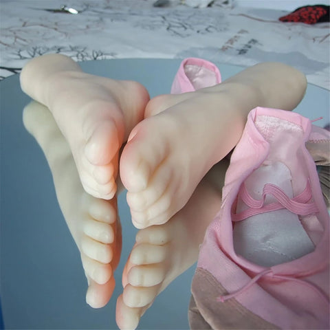 V636 - Vajankle Foot Fetish Toys & Silicone Female Feet