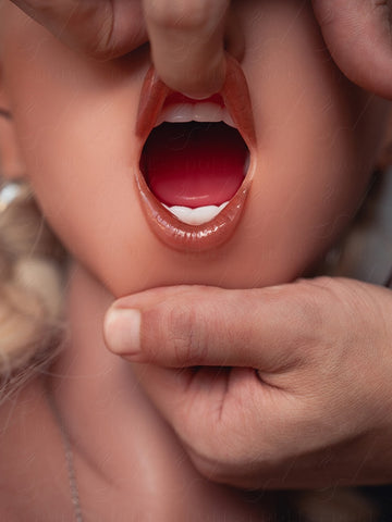 F7616-160cm/5ft2 38kg A Cup Small Breast Lifelike Movable jaw Head+TPE Body Sex Doll | SY Doll