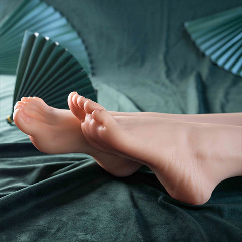 V332 - Ultra-Soft Silicone Foot with Real Feel Texture for Foot Fetish