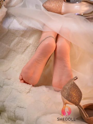 V337-1.98lbs Lightweight Realistic Silicone Feet Sex Toy for Foot Fetish Lovers｜SHEDOLL